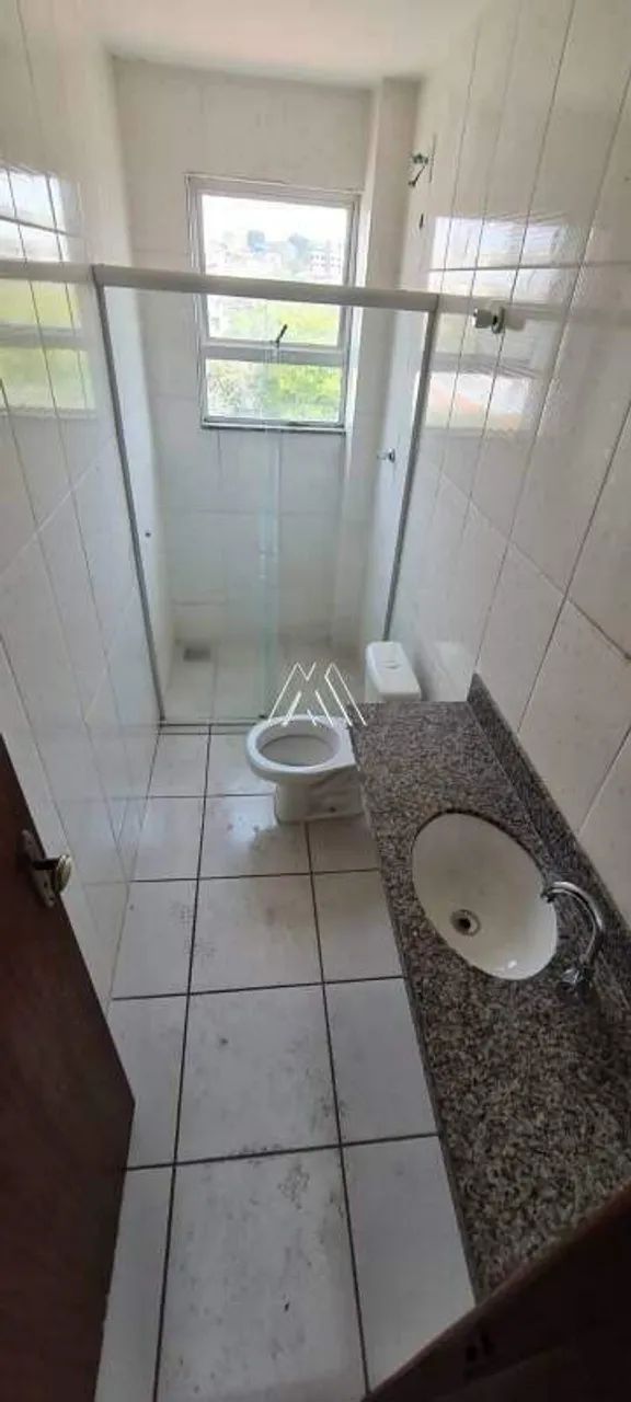 Vendo cobertura em Itaúna com 03 quartos, área de churrasco e com garagem em ótima localiz - Foto 5