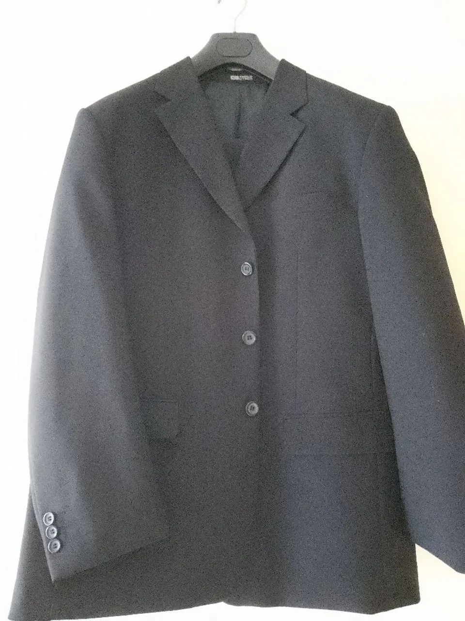Vendo terno masculino preto tam G