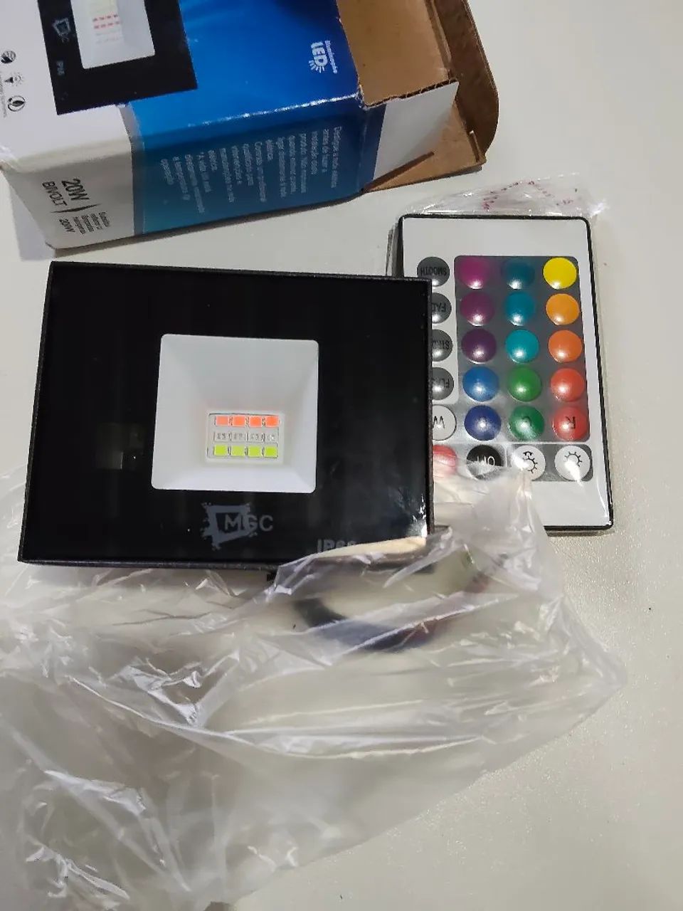 Refletor LED RGB 20W - Foto 3