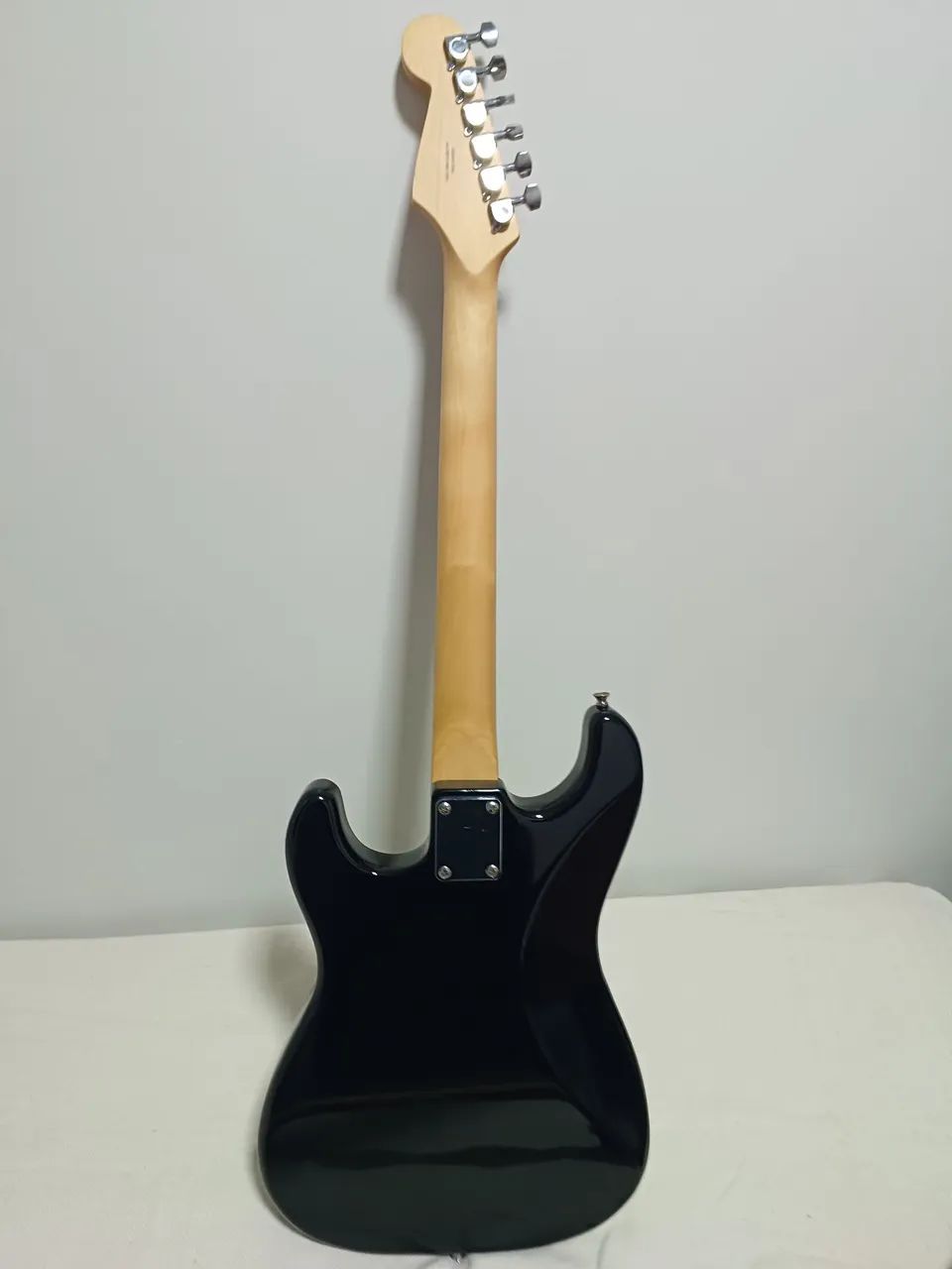 Guitarra squier fender stratocaster  - Foto 4