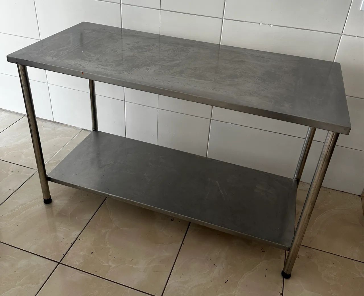 Mesa de inox  ! 1,60 de largura 