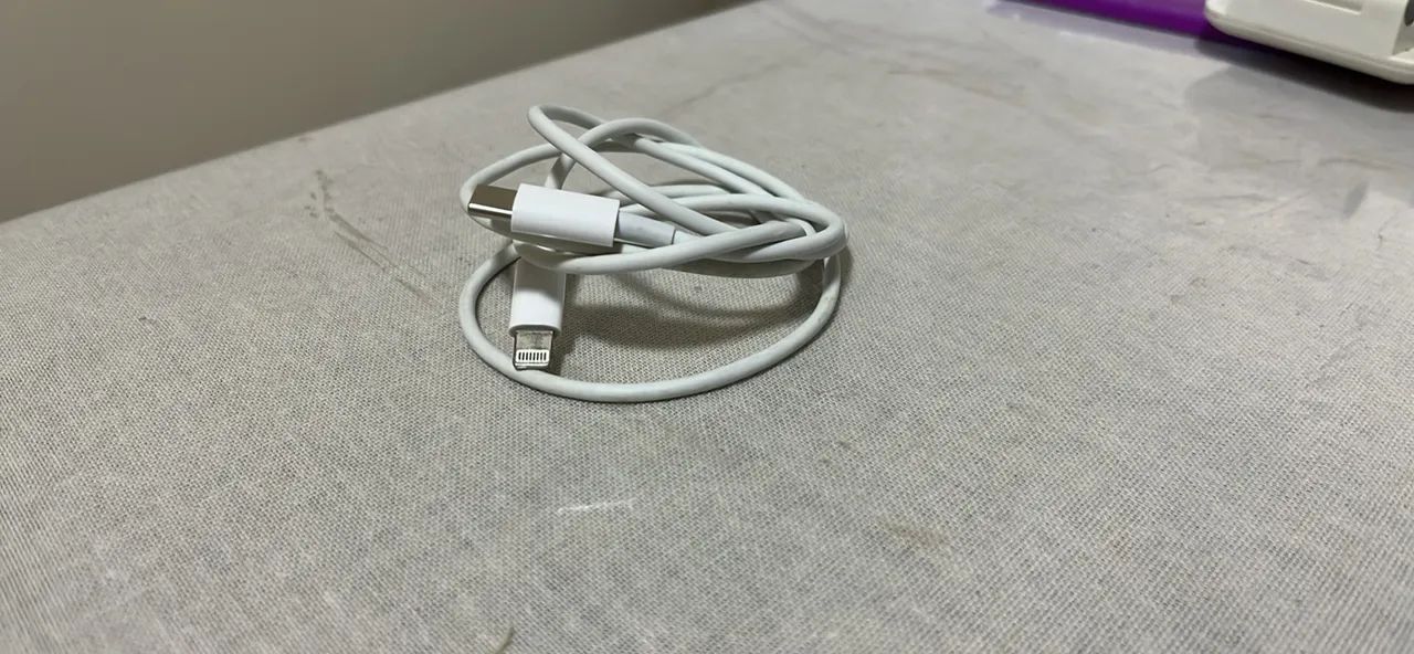 Cabo Carregador iPhone USB-C para Lightning (1 metro) - Foto 2