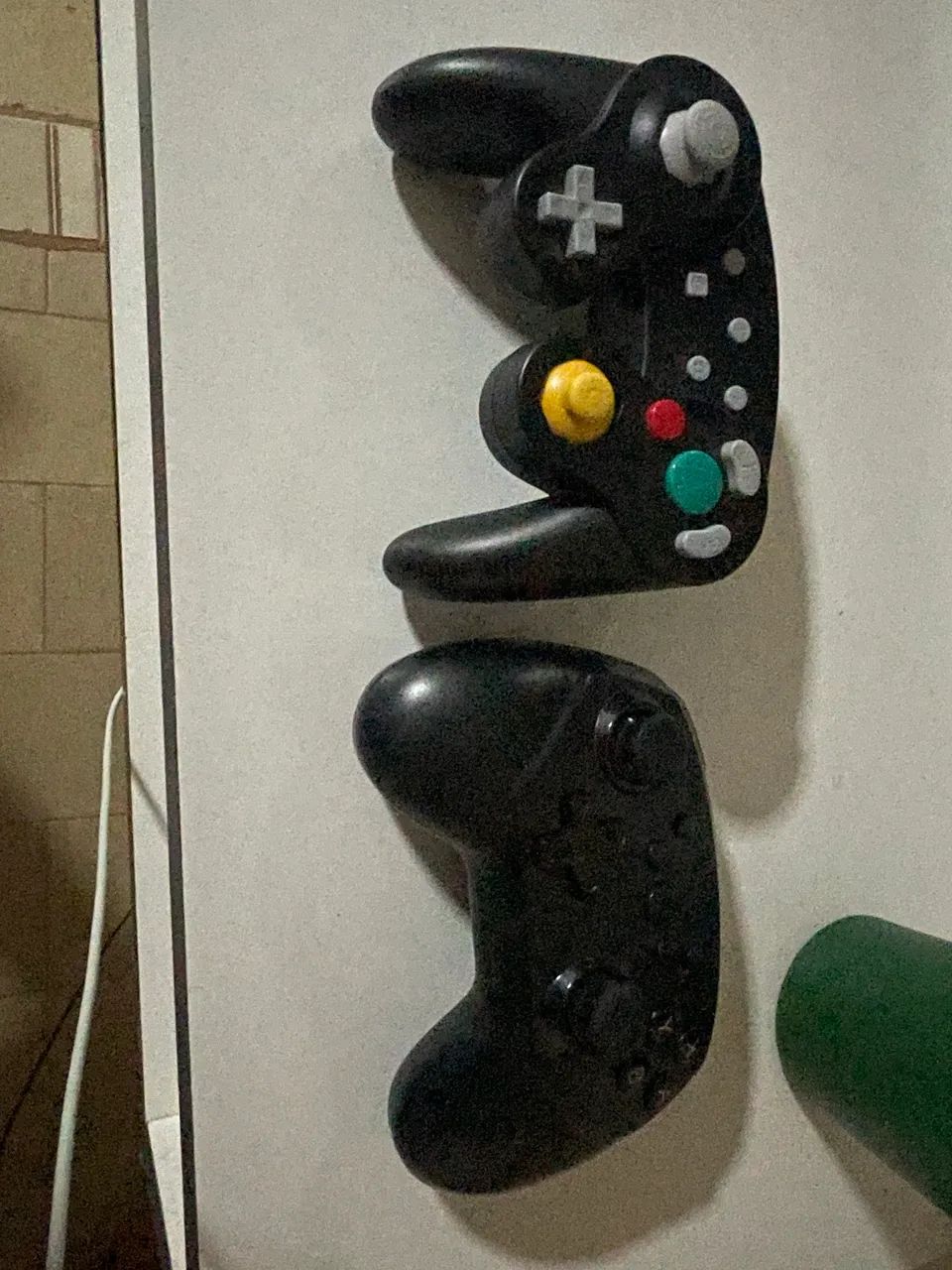 Nintendo Switch V2 Desbloqueado + 2 controles  - Foto 2