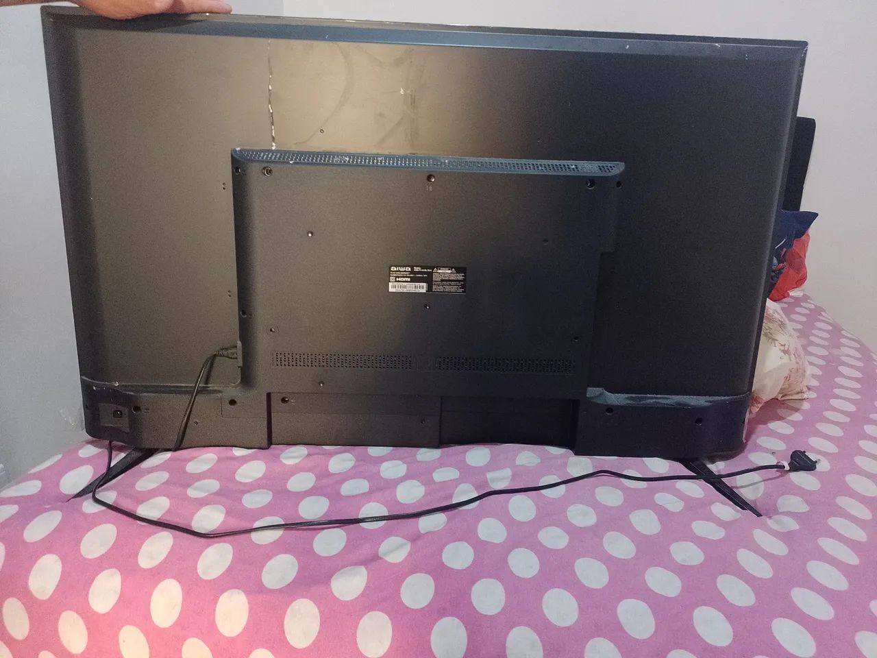 Vende-se TV Smart 43 polegadas com controle e documentada  - Foto 3