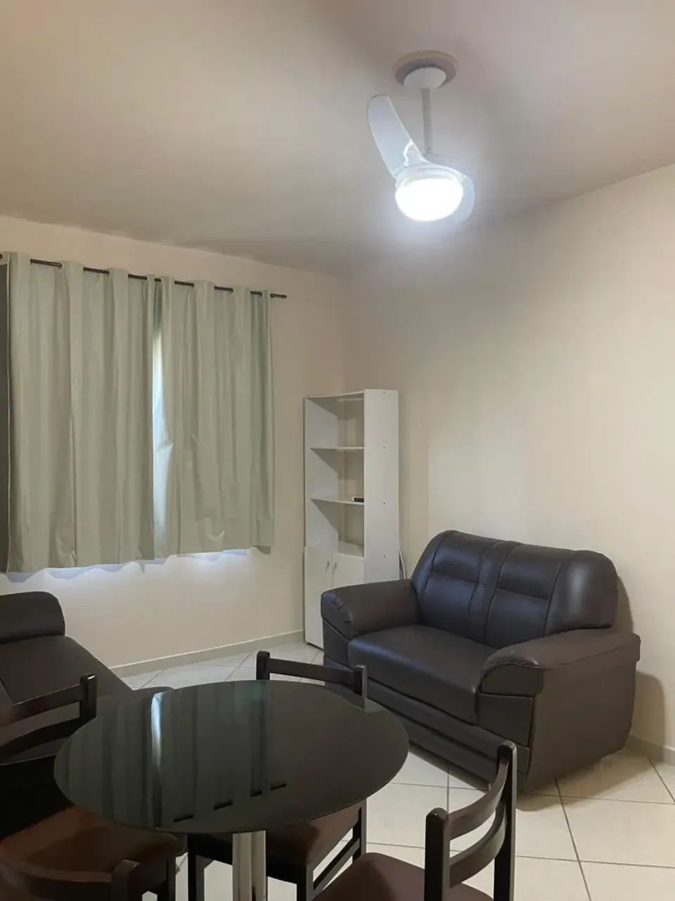 Apartamento mobiliado com maquina de lavar - Foto 4