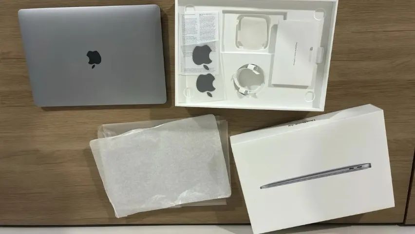 MacBook Air M1 Cinza-espacial 8GB 256GB SSD com Caixa - Foto 2