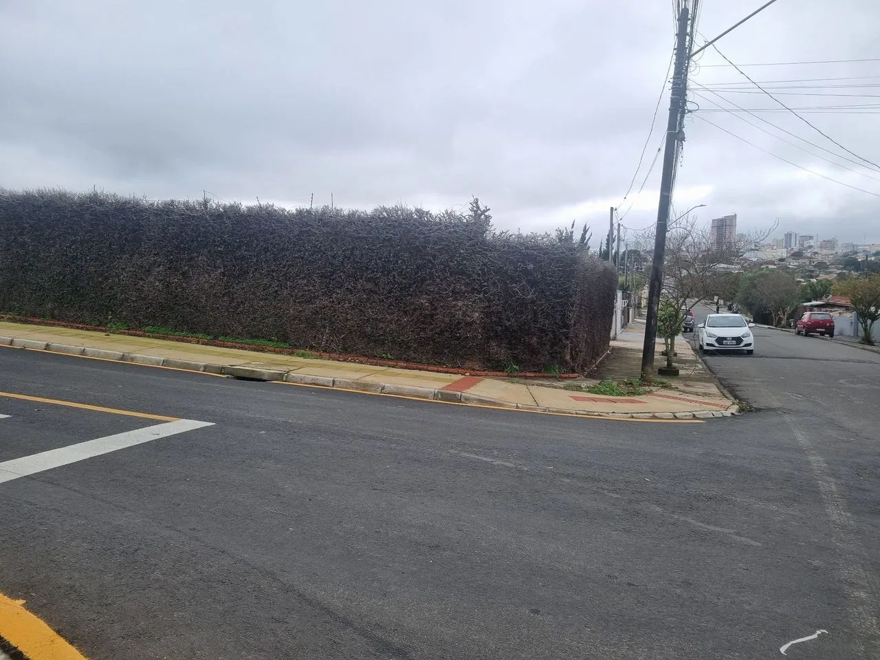 Lote de esquina fechado. - Foto 5