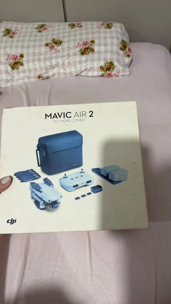 Drone DJI Mavic Air 2 com 3 baterias extras