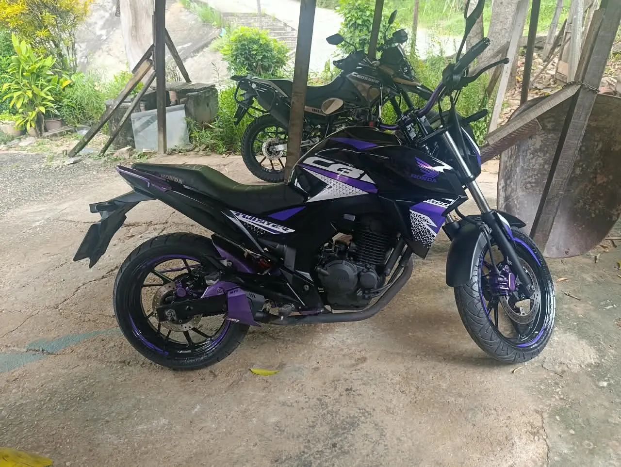 CB Twister 2017 - Foto 2
