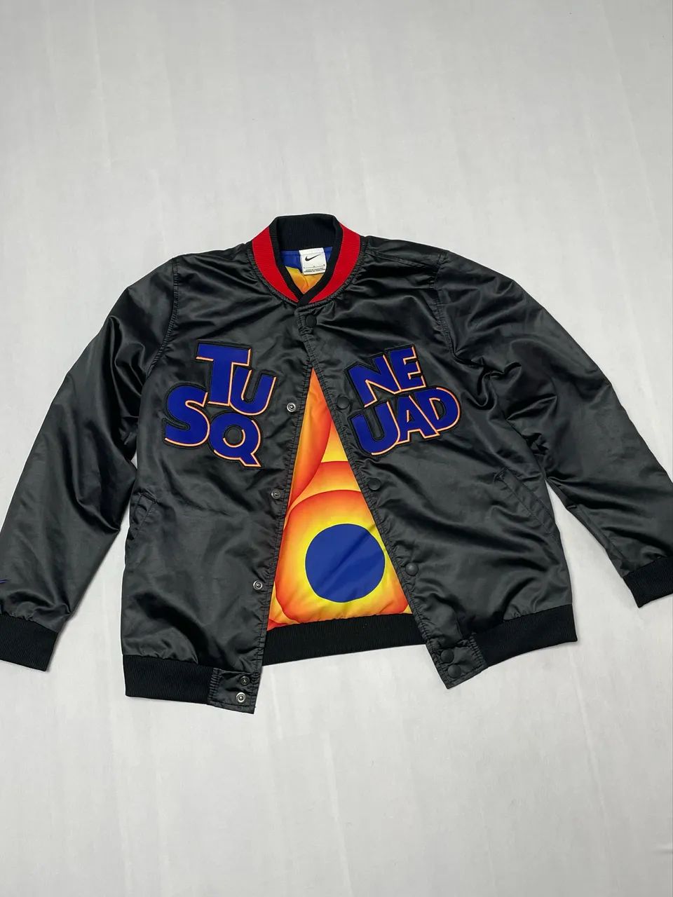 Jaqueta Nike x Space Jam 2  - Foto 4