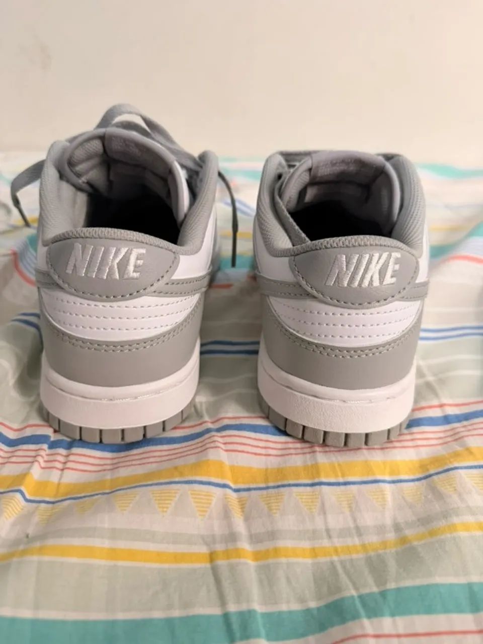 Tênis Nike Dunk Low White Light Smoke Grey - Foto 4