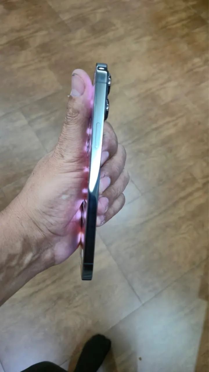 IPhone 13 Pro Max, bateria 84% original  - Foto 2
