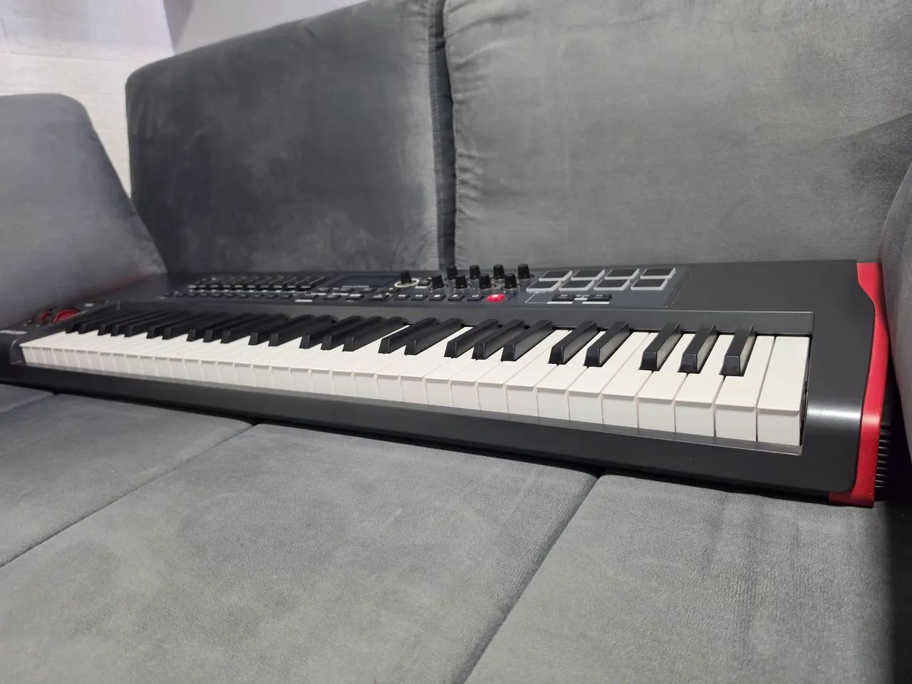 Teclado Controlador Novation Impulse 61 - Instrumentos musicais