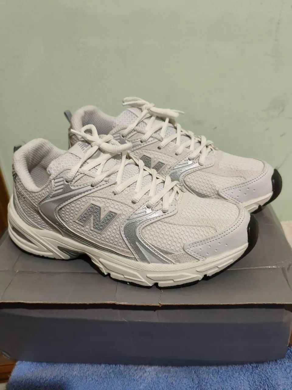 Tênis New balance 1linha