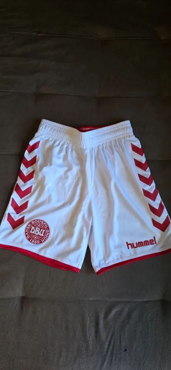 Calção Dinamarca GG infantil hummel