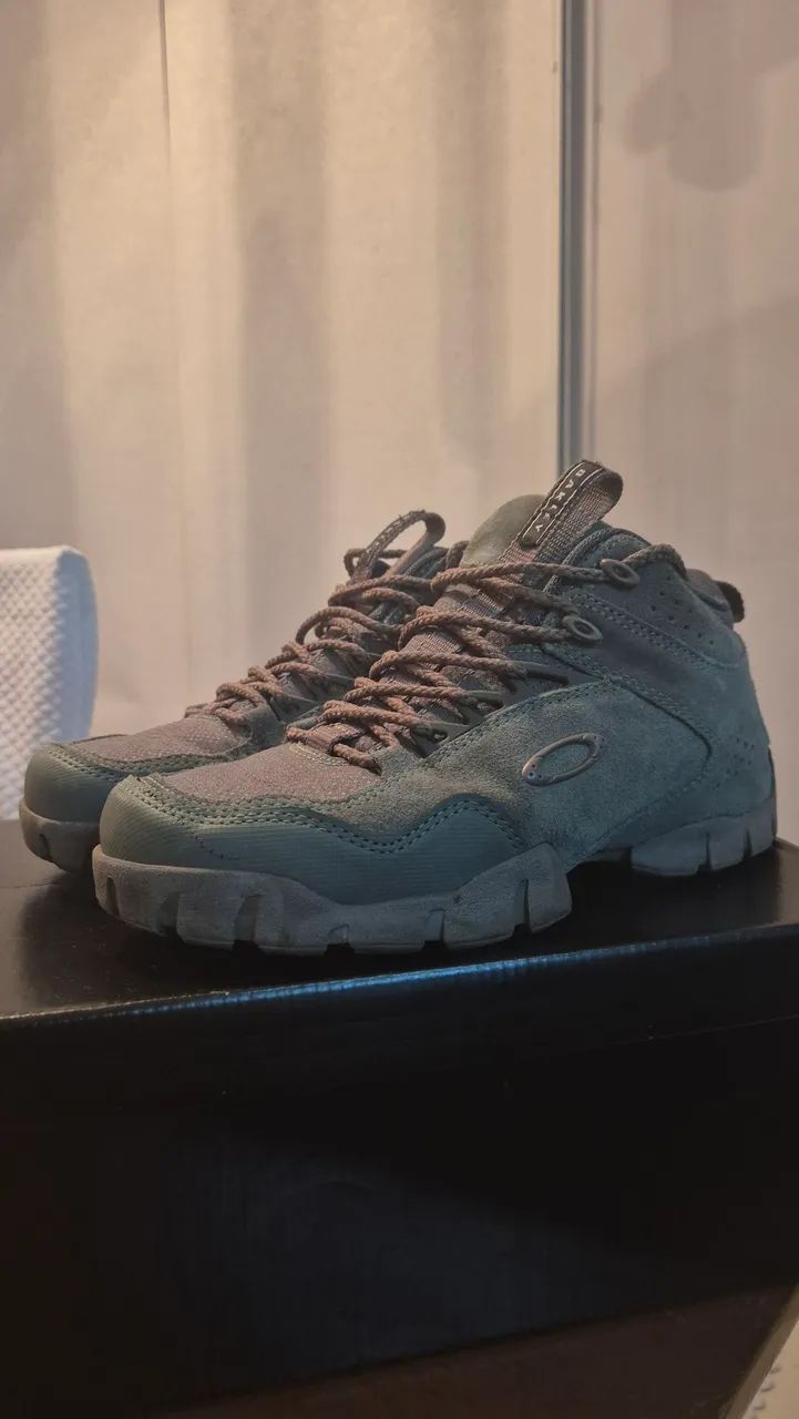 Tênis Oakley Modoc Mid II