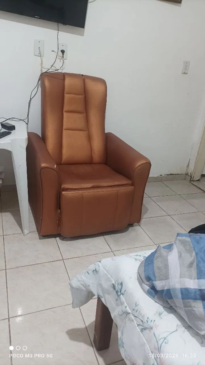Poltrona reclinável e sofa - Foto 4