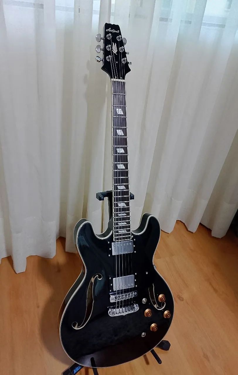Guitarra Aria Pro II 