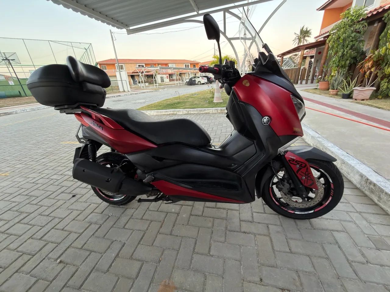 Xmax 250 2021  - Foto 2