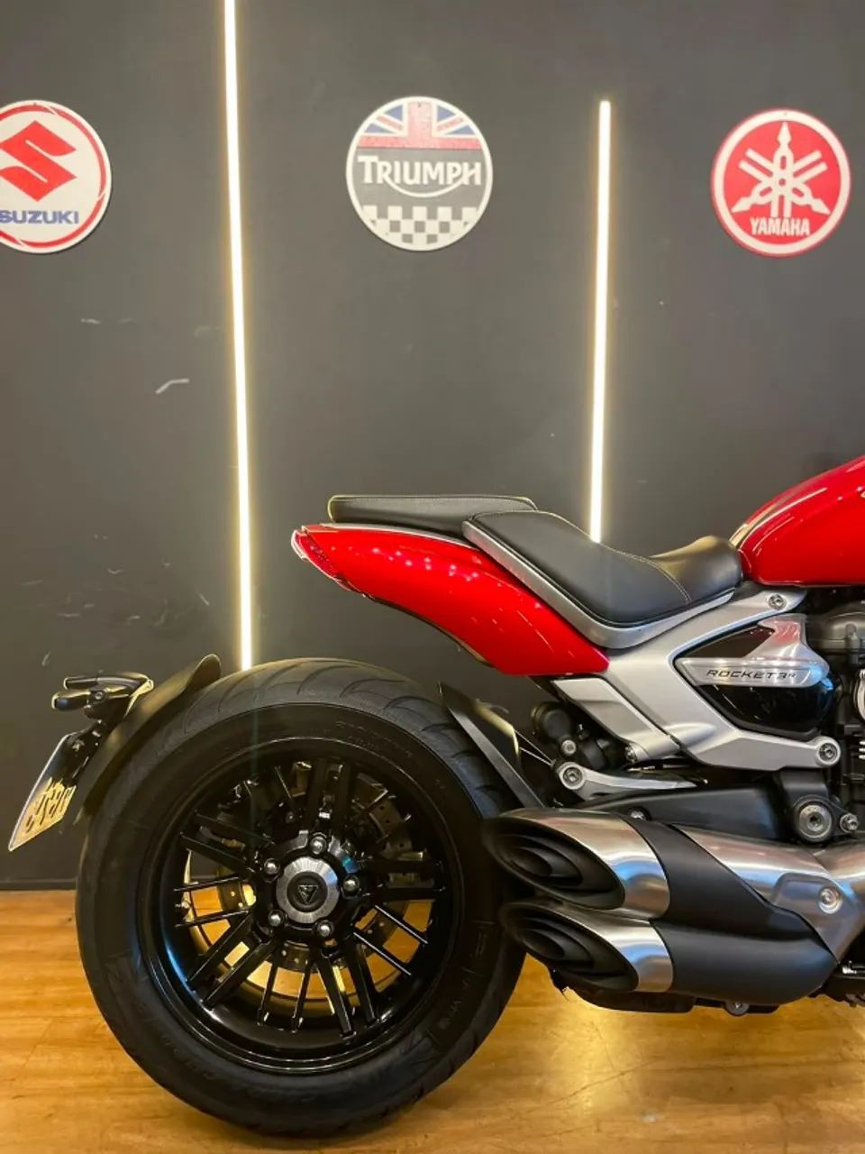TRIUMPH ROCKET 3 2022 ESTADO DE 0KM - Foto 4