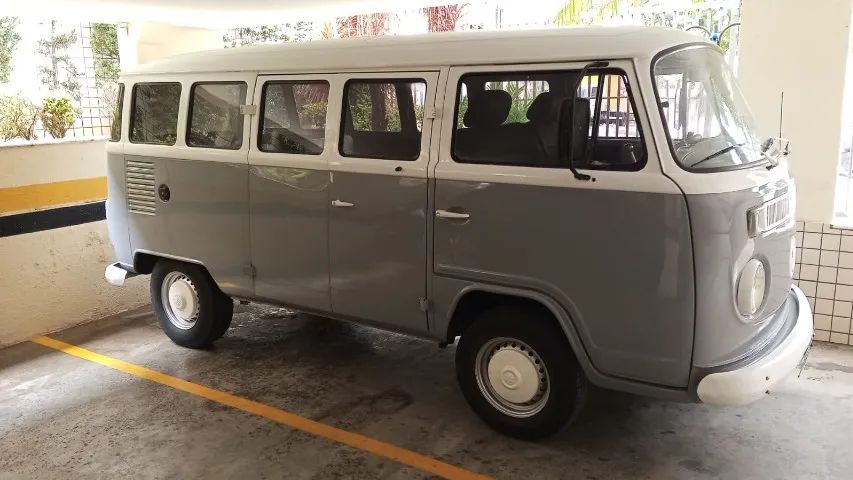 Volkswagen Kombi Standard/ Luxo/ Serie Prata 1996