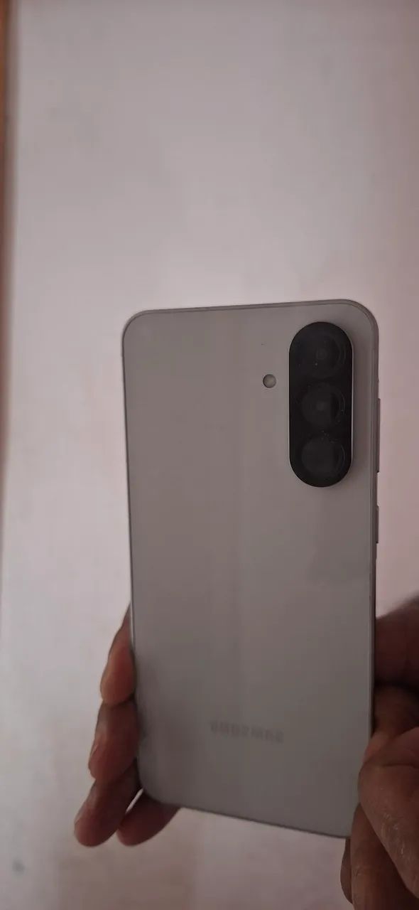 Celular galaxy a56 sem nenhum detalhe  - Foto 2