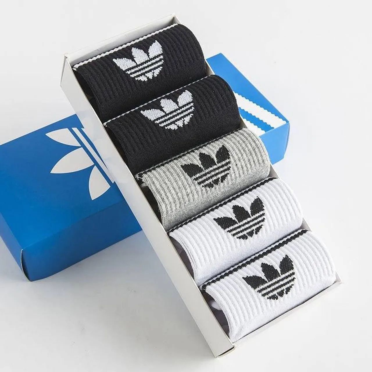 Caixa com5 meias adidas originale  - Foto 2