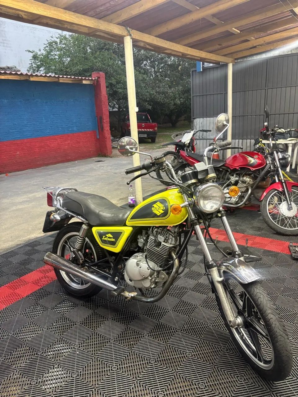 INTRUDER 125