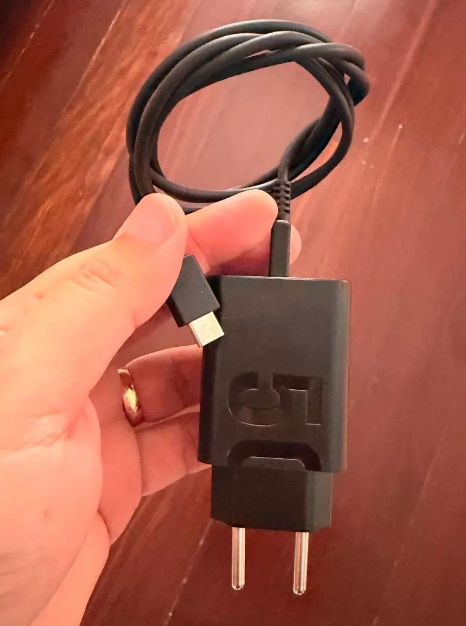 Carregador Motorola tipo C