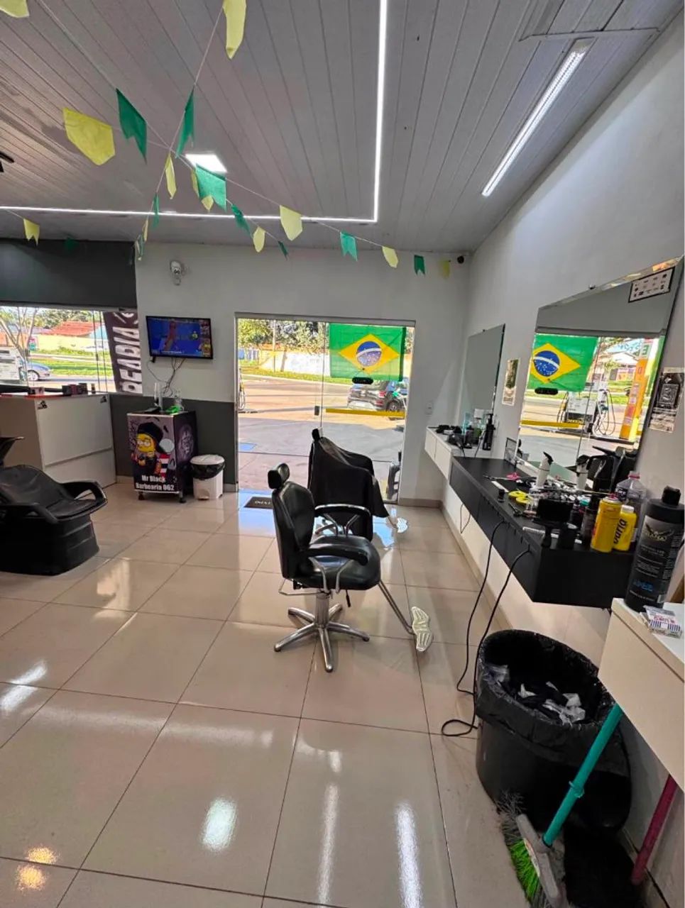 Vendo barbearia completa 