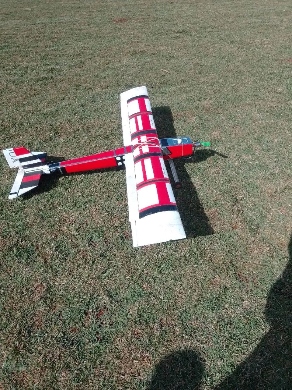 Aero modelo heletrico 