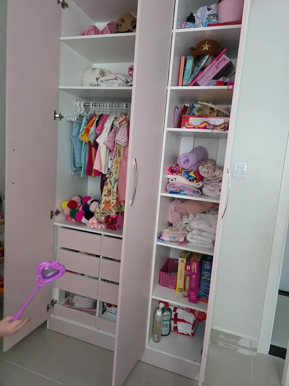 Guarda roupas infantil rosa - Foto 2