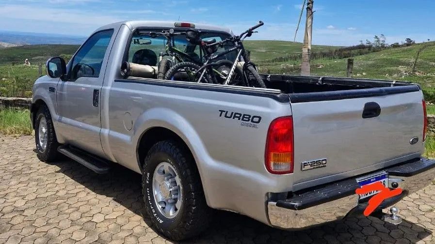 Ford F-250 F-250 XL 4.2 Turbo Diesel 2000