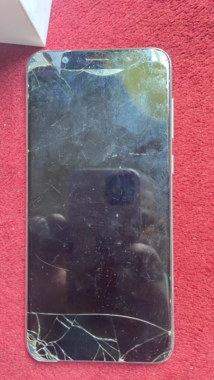 Celular para pegar peças 
