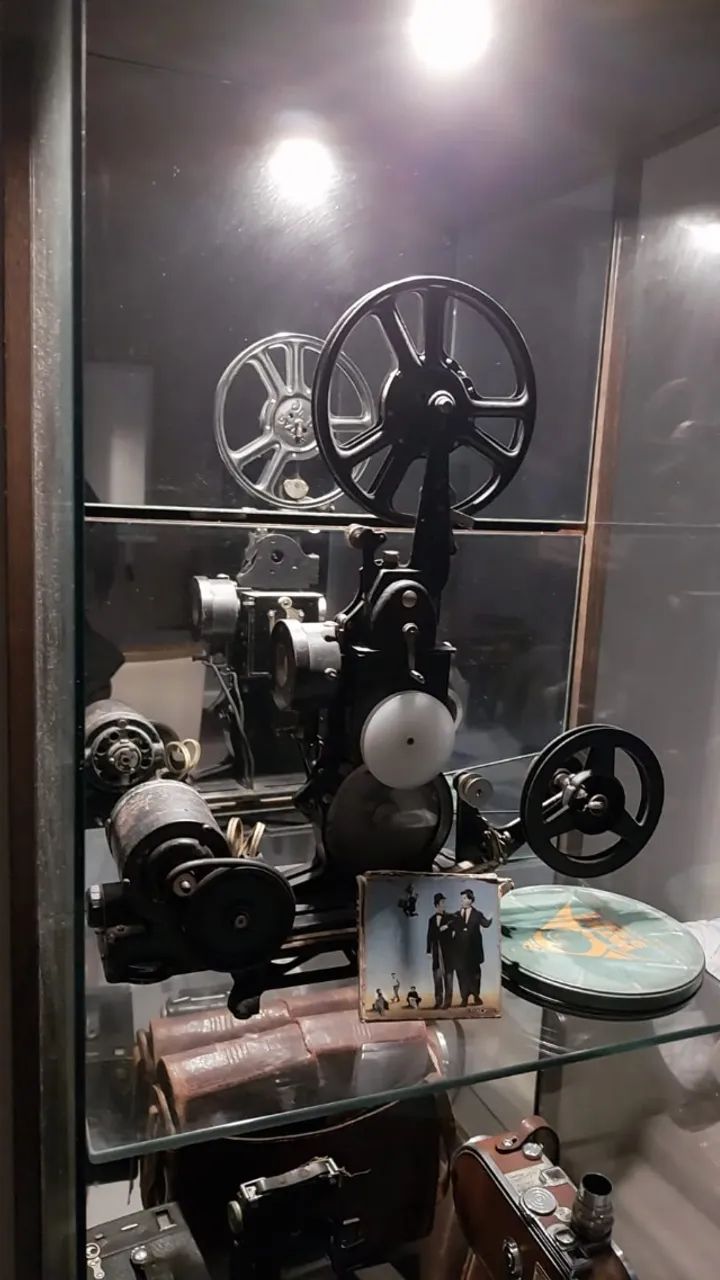 Raro Projetor da Pathé Filmes - 1920 - funcionando - conservadíssimo - Foto 5