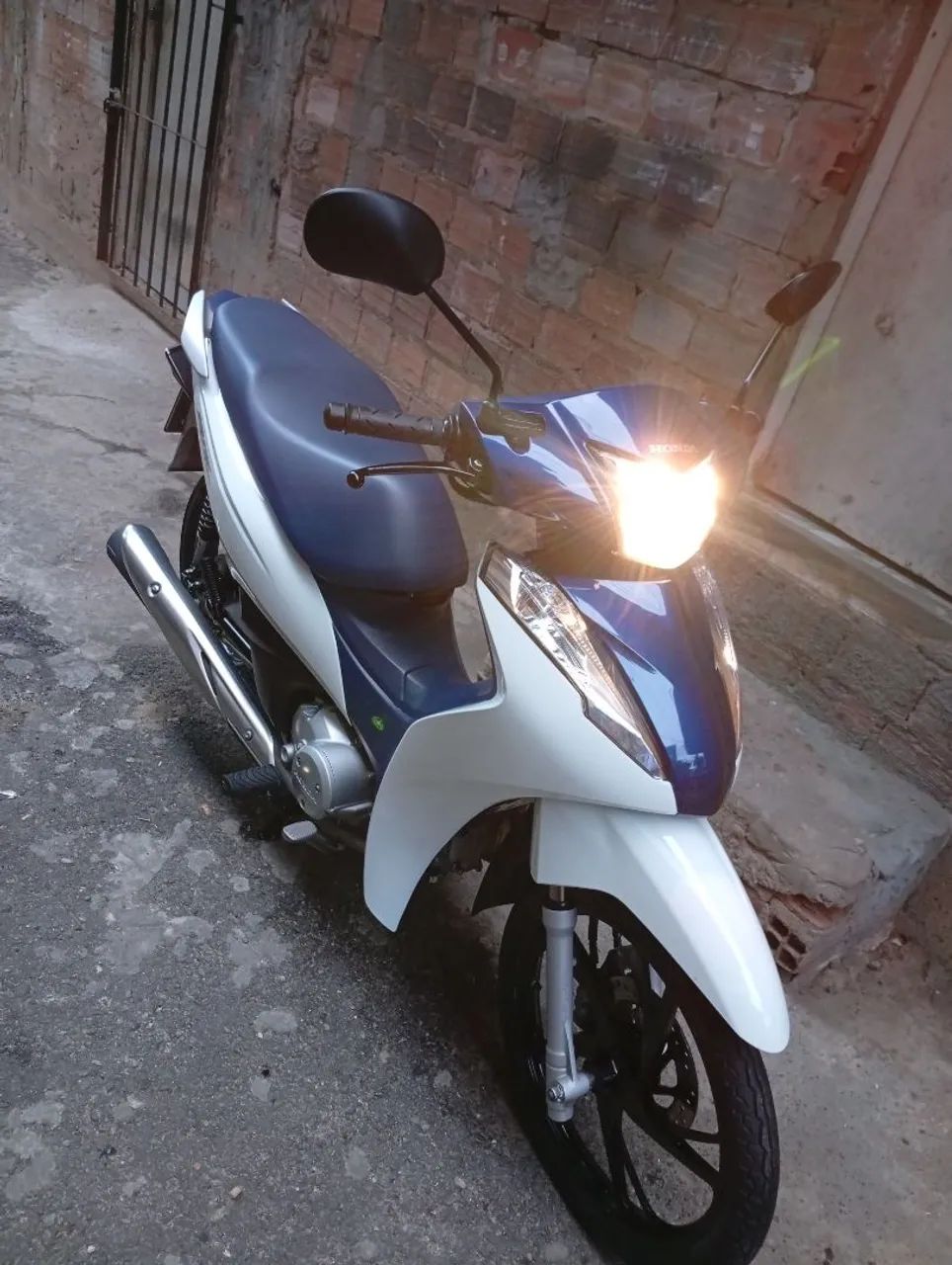 Biz 125 , única dona ! - Foto 4