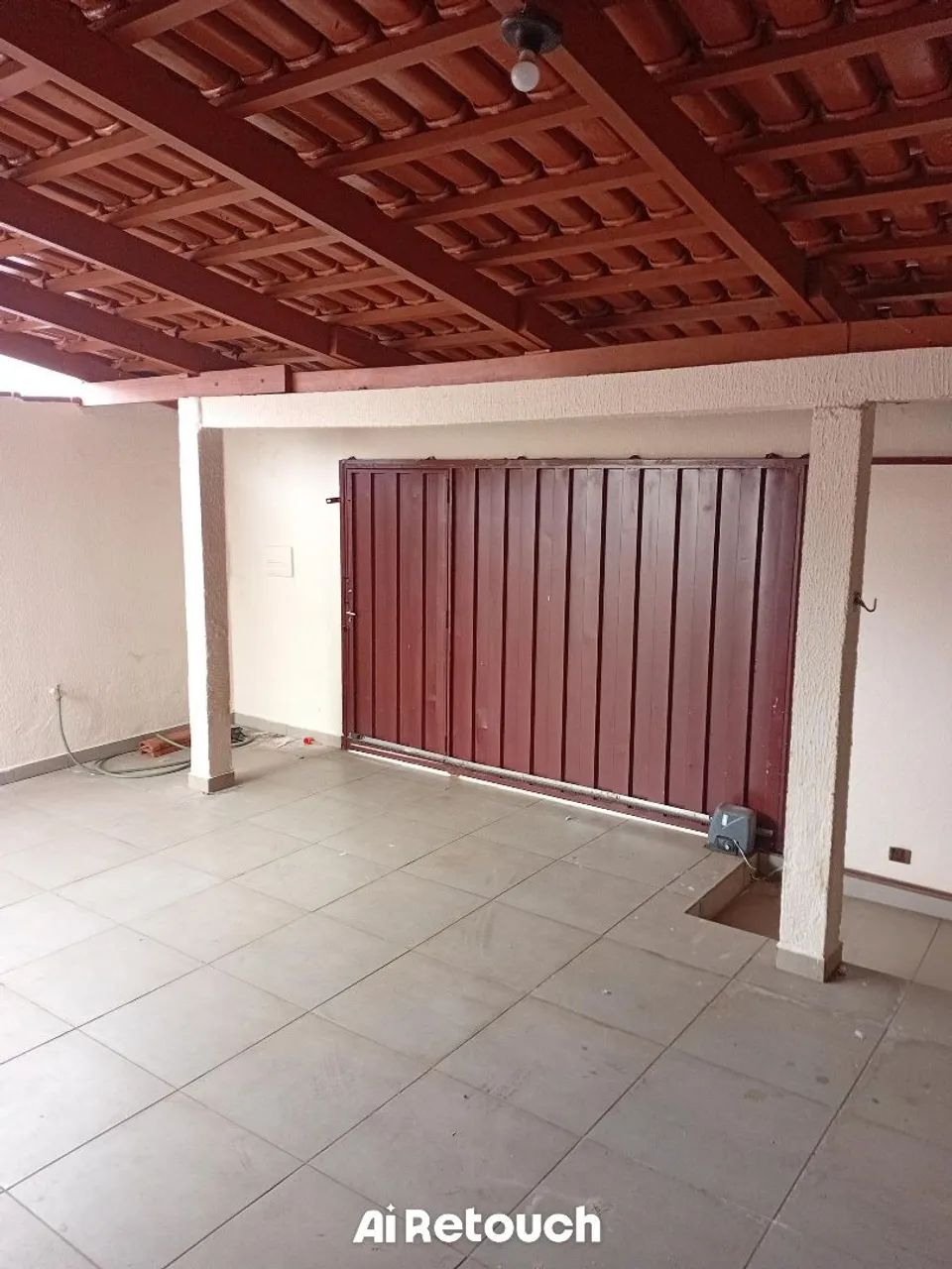Guanabara 2,próximo a praça do berimbau