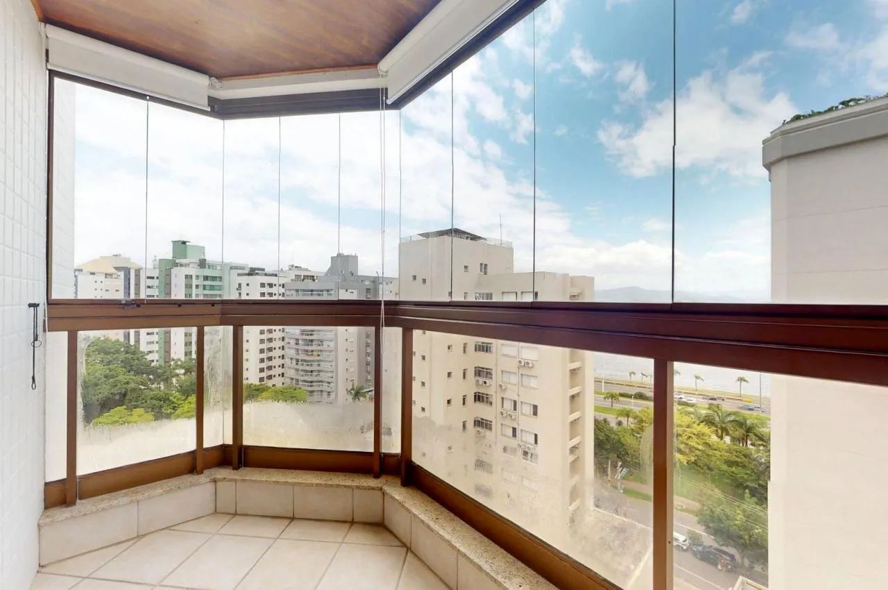 Locação | Apartamento Mobiliado com vista mar e 3 quartos no Centro de Florianópolis - Foto 2