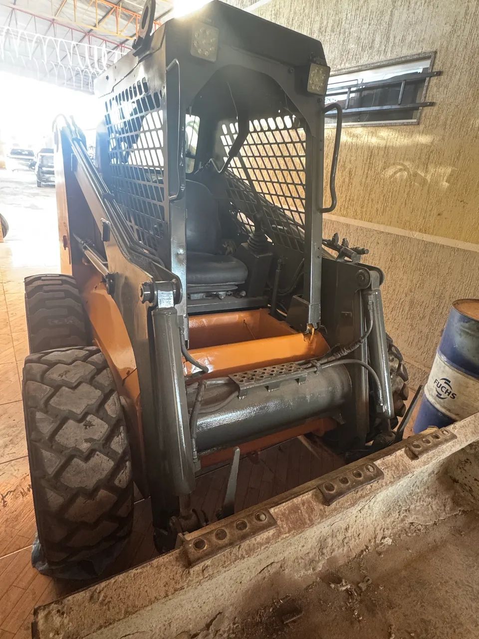 Mini carregadeira Bob cat - Foto 4