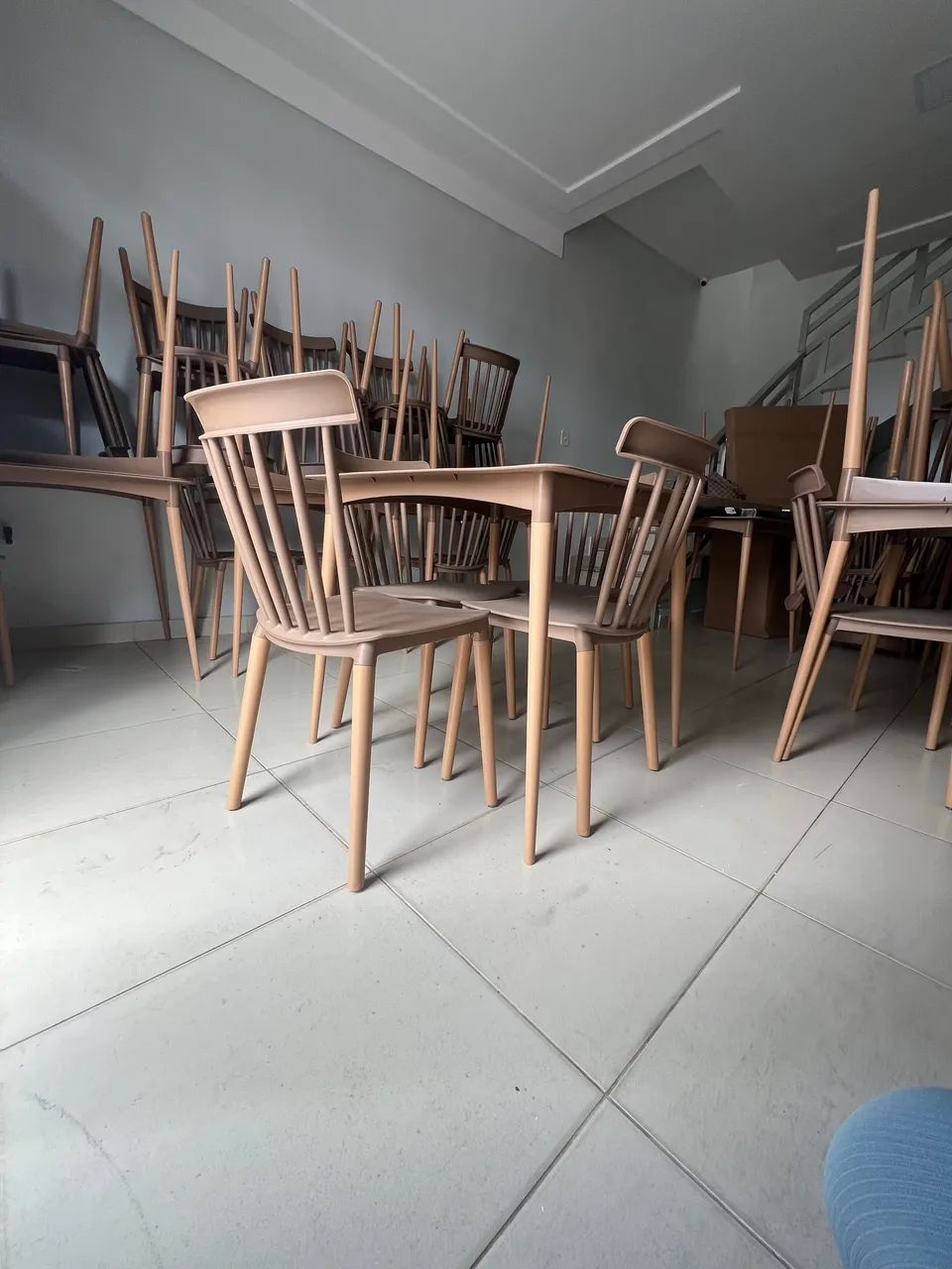 Conjunto de mesa com cadeiras - Foto 3