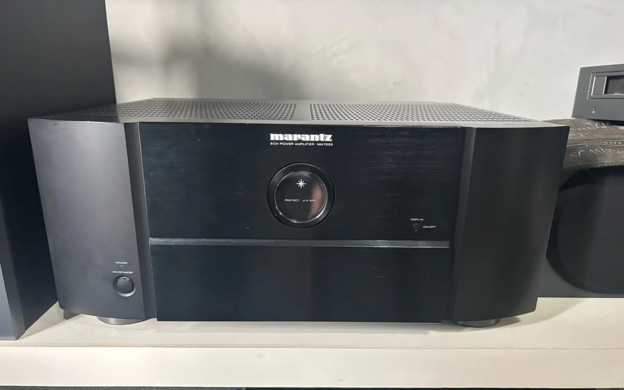 Amplificador marantz mm7055