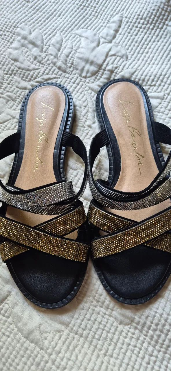 Linda sandalia Flat da marca Luiza Barcelos