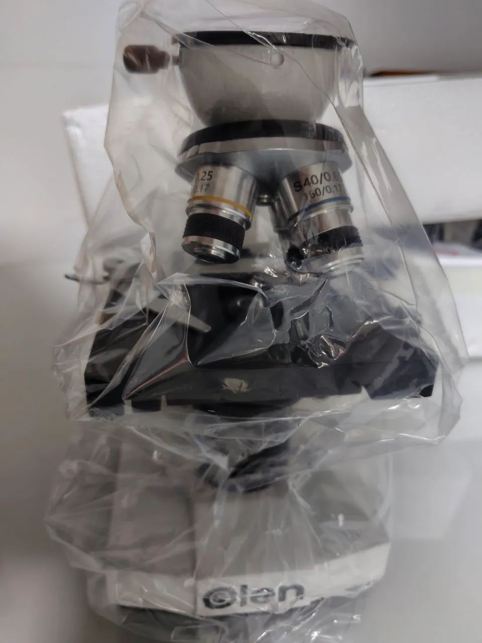 Microscópio  - Foto 2