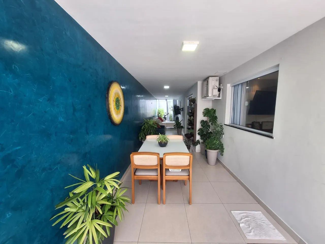 Casa duplex em rua privativa com 5 quartos (2 suítes) com apart e sala comercial - Foto 3