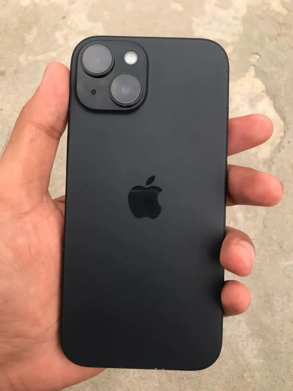 iPhone 15 128