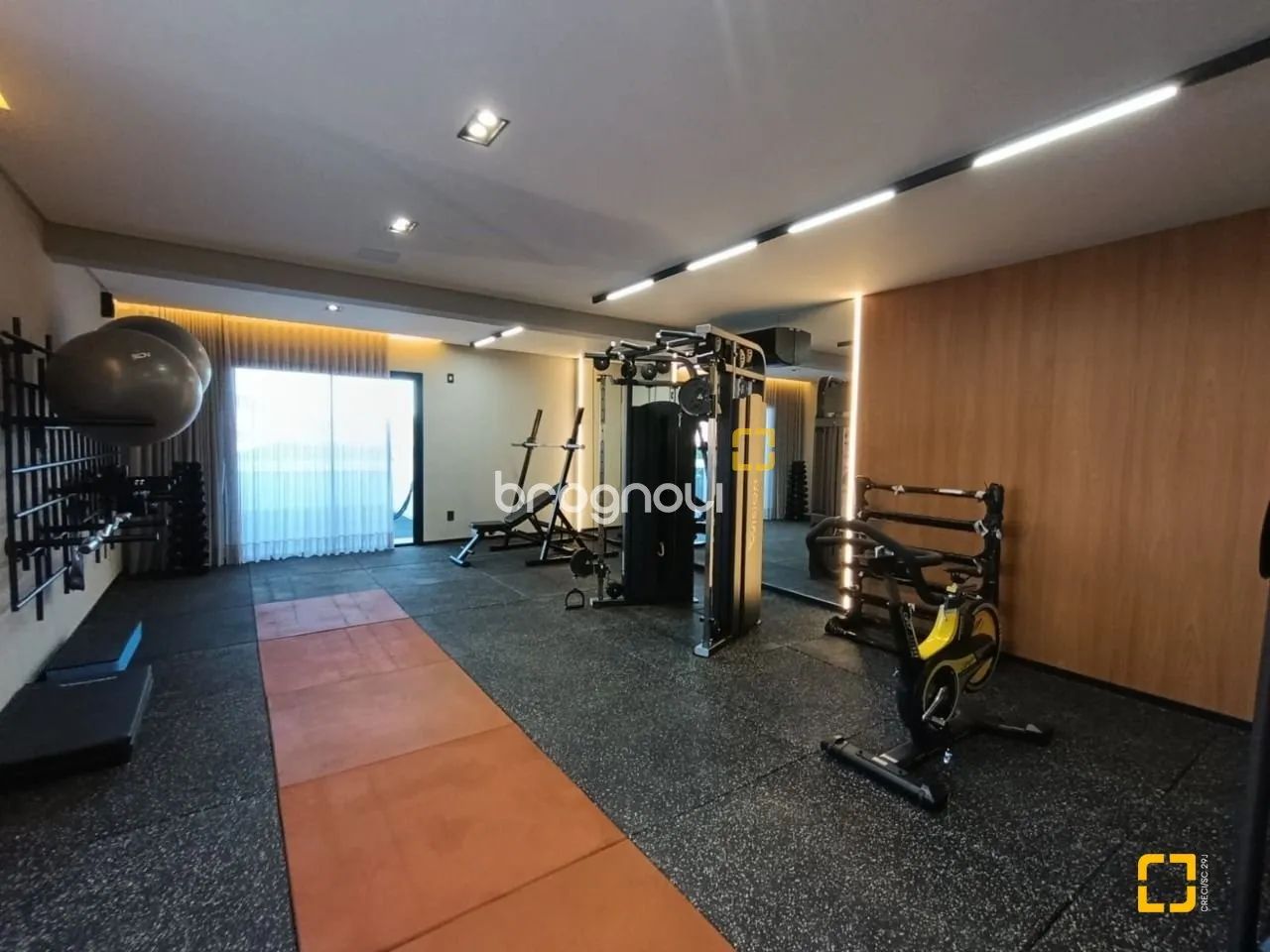 Studio Mobiliado, 1 vaga livre a 700m da Beira-Mar Norte - Foto 4