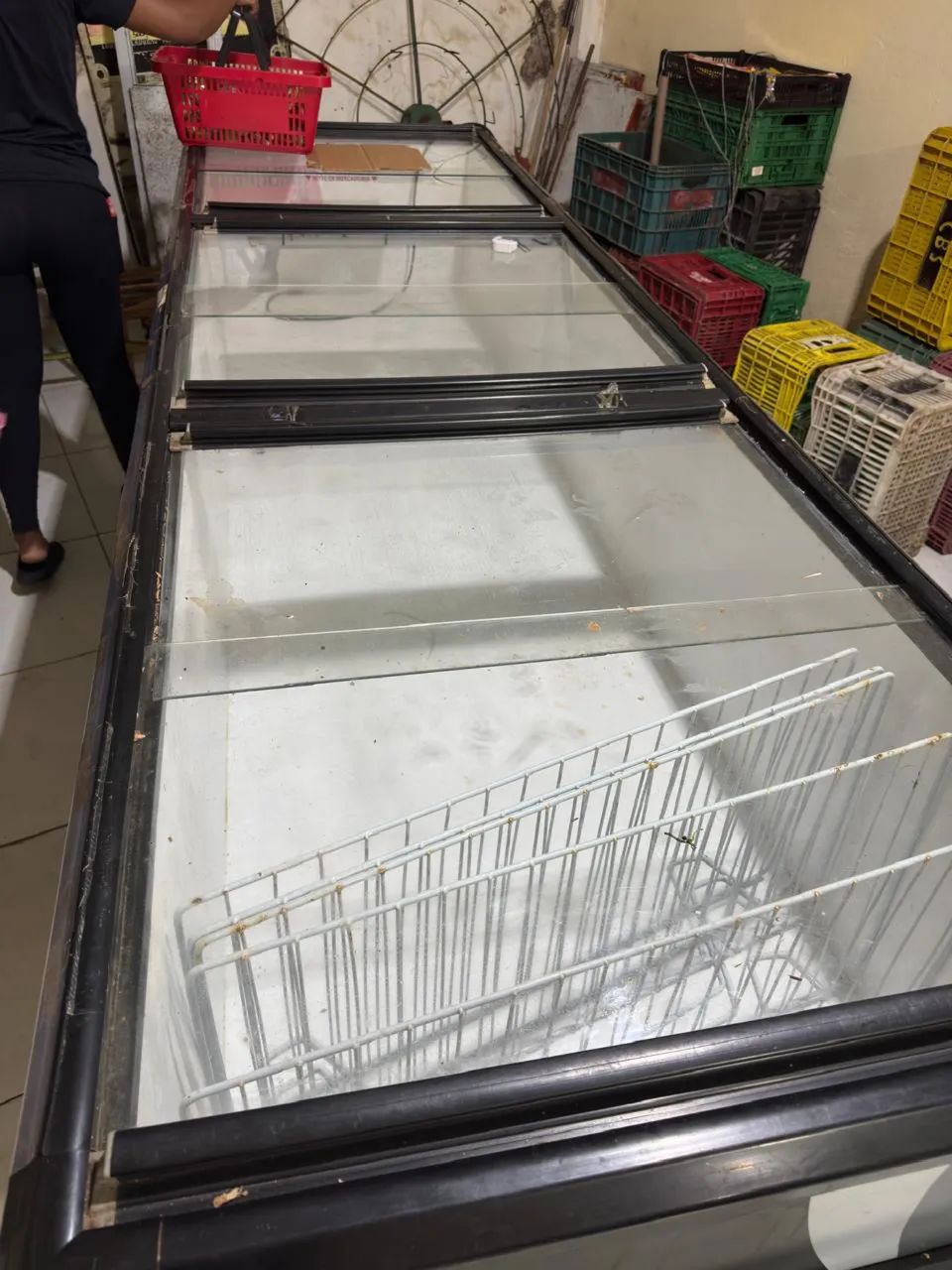 Vendo freezer e ilha congelada  - Foto 2