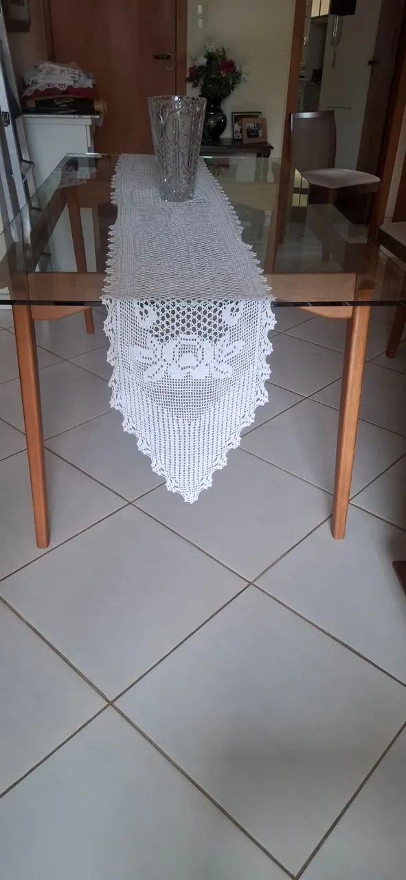 Mesa de jantar retangular em madeira maciça - Foto 3