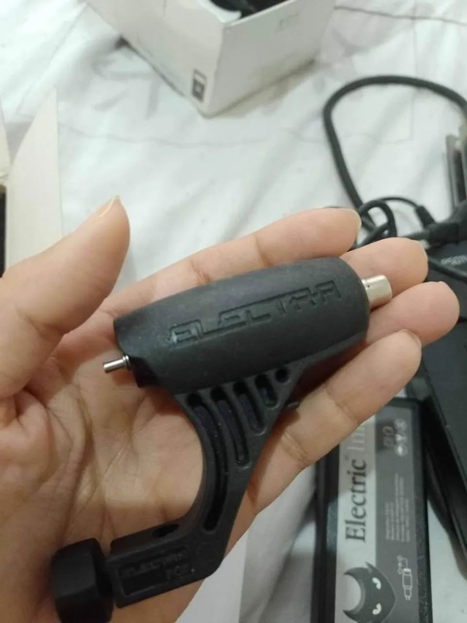Kit Máquina de Tatuagem com fonte e pedal - Foto 5