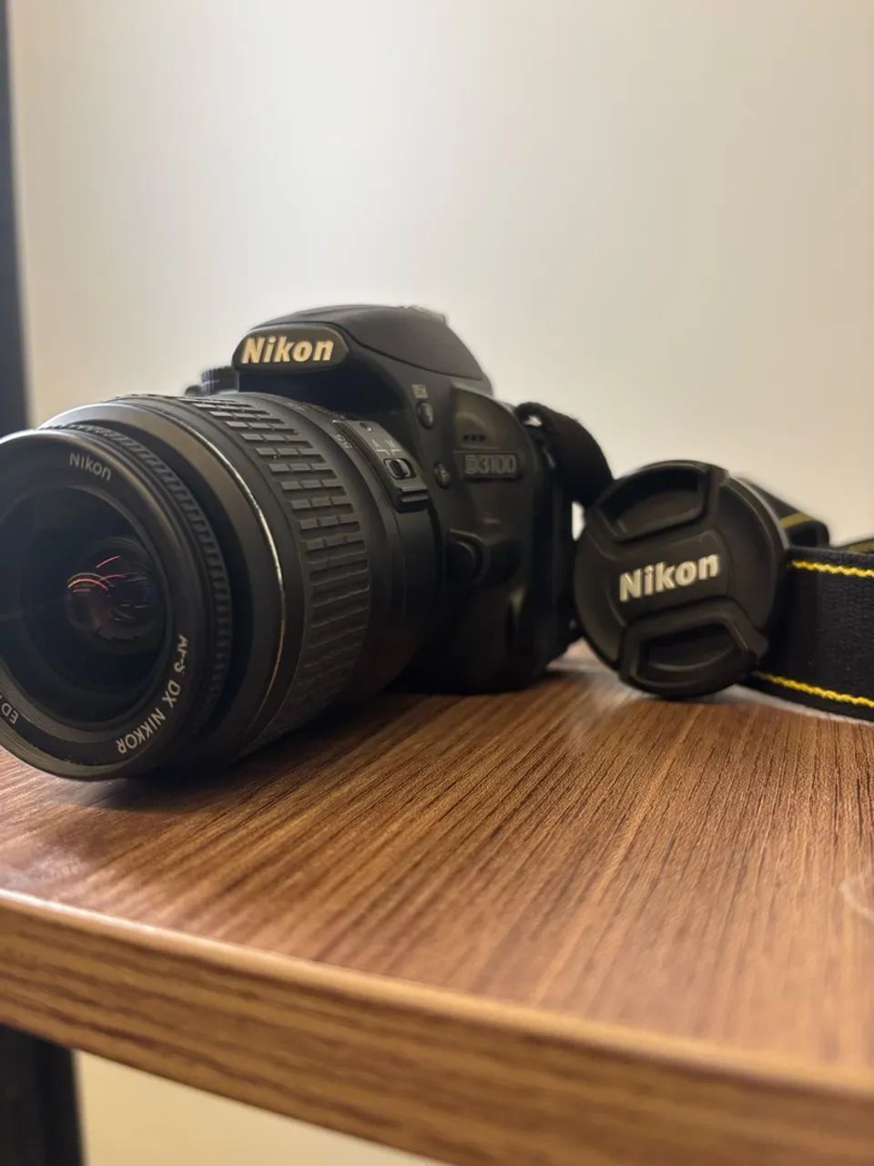 Camera NIKON D3100